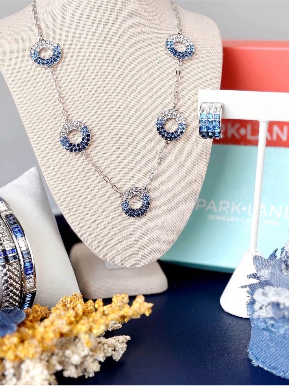 Park Lane Silver Necklace with Blue Gradient Crystal Circles and earrings